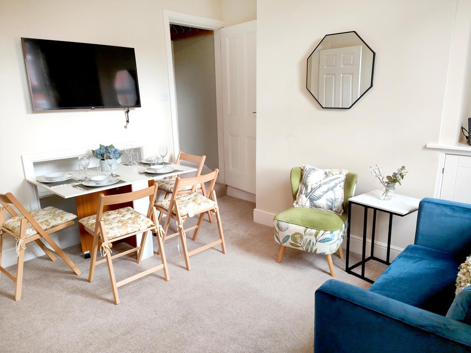 Douglas House, Near Hospital, Attractive And Comfy 2 Bedroom House With Enclosed Yard To Rear Карлайл Экстерьер фото