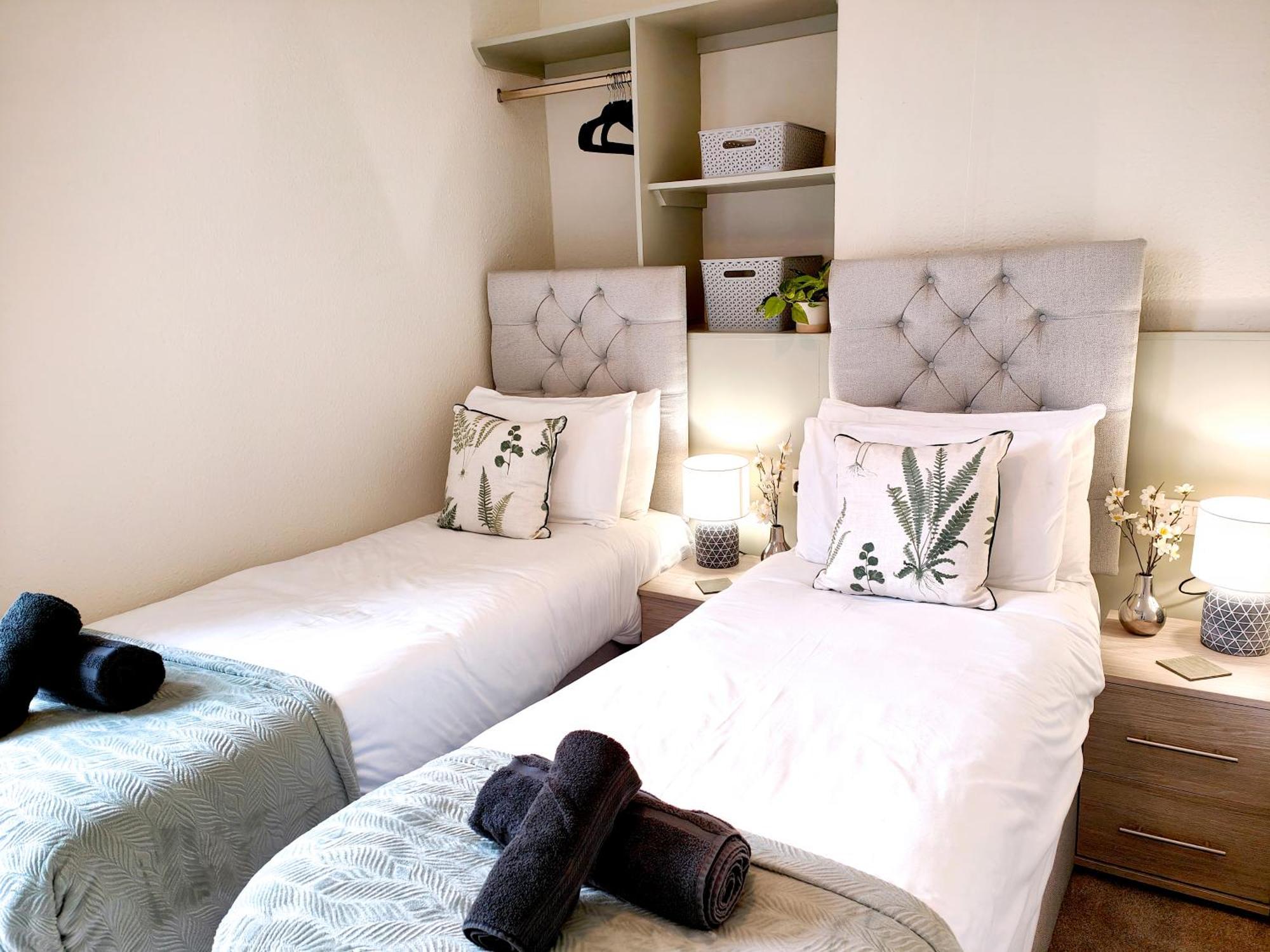 Douglas House, Near Hospital, Attractive And Comfy 2 Bedroom House With Enclosed Yard To Rear Карлайл Экстерьер фото