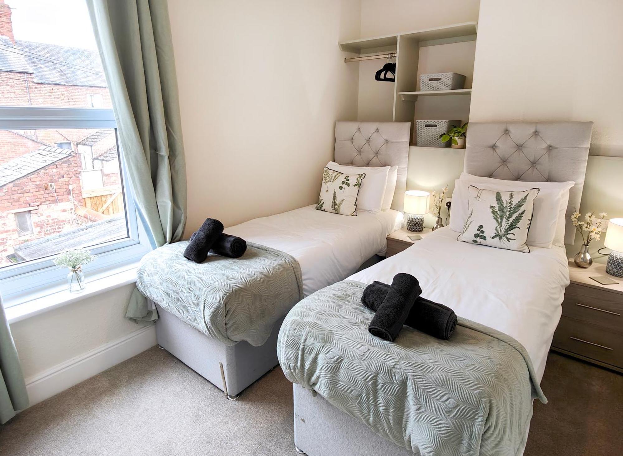 Douglas House, Near Hospital, Attractive And Comfy 2 Bedroom House With Enclosed Yard To Rear Карлайл Экстерьер фото